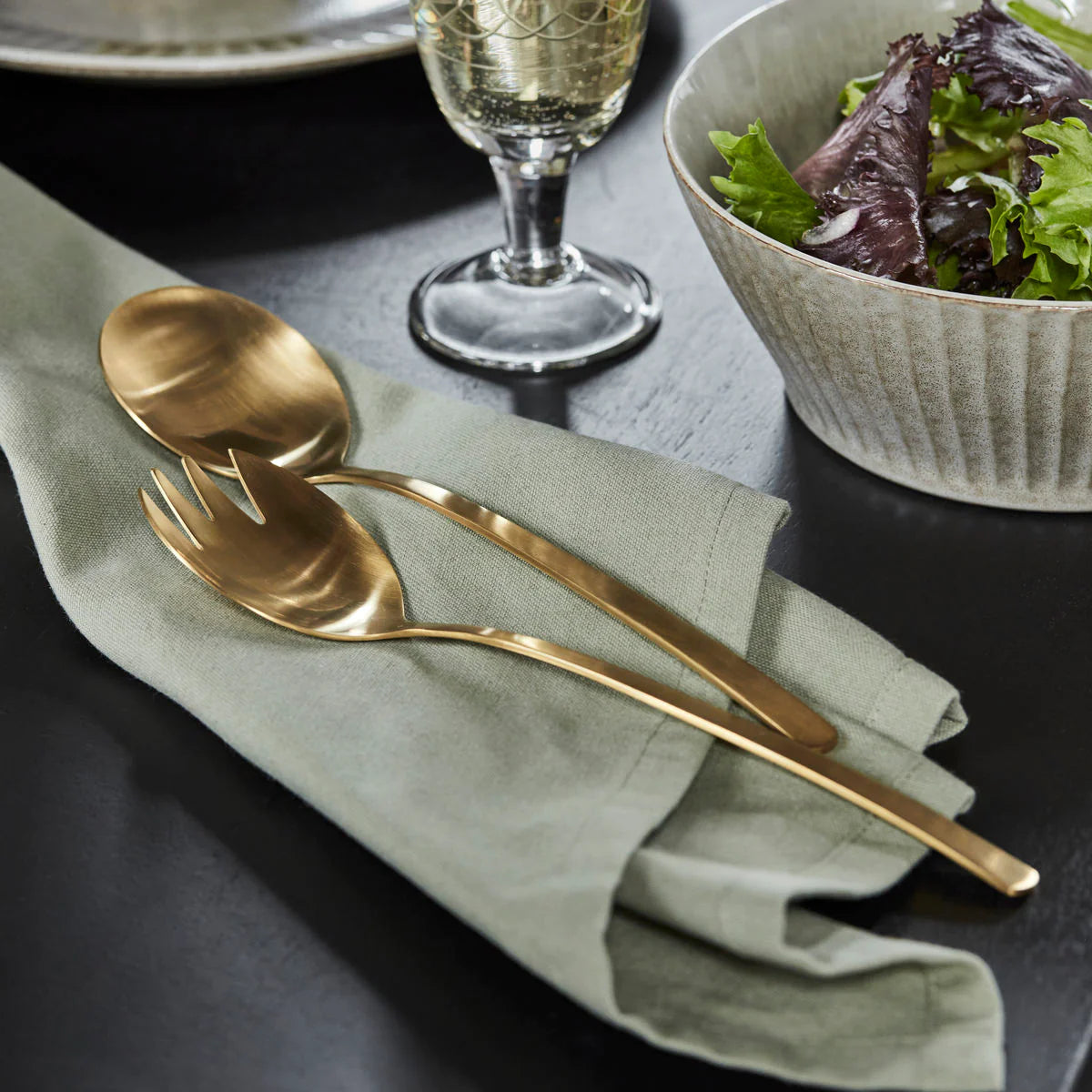 Solatni pribor, Golden