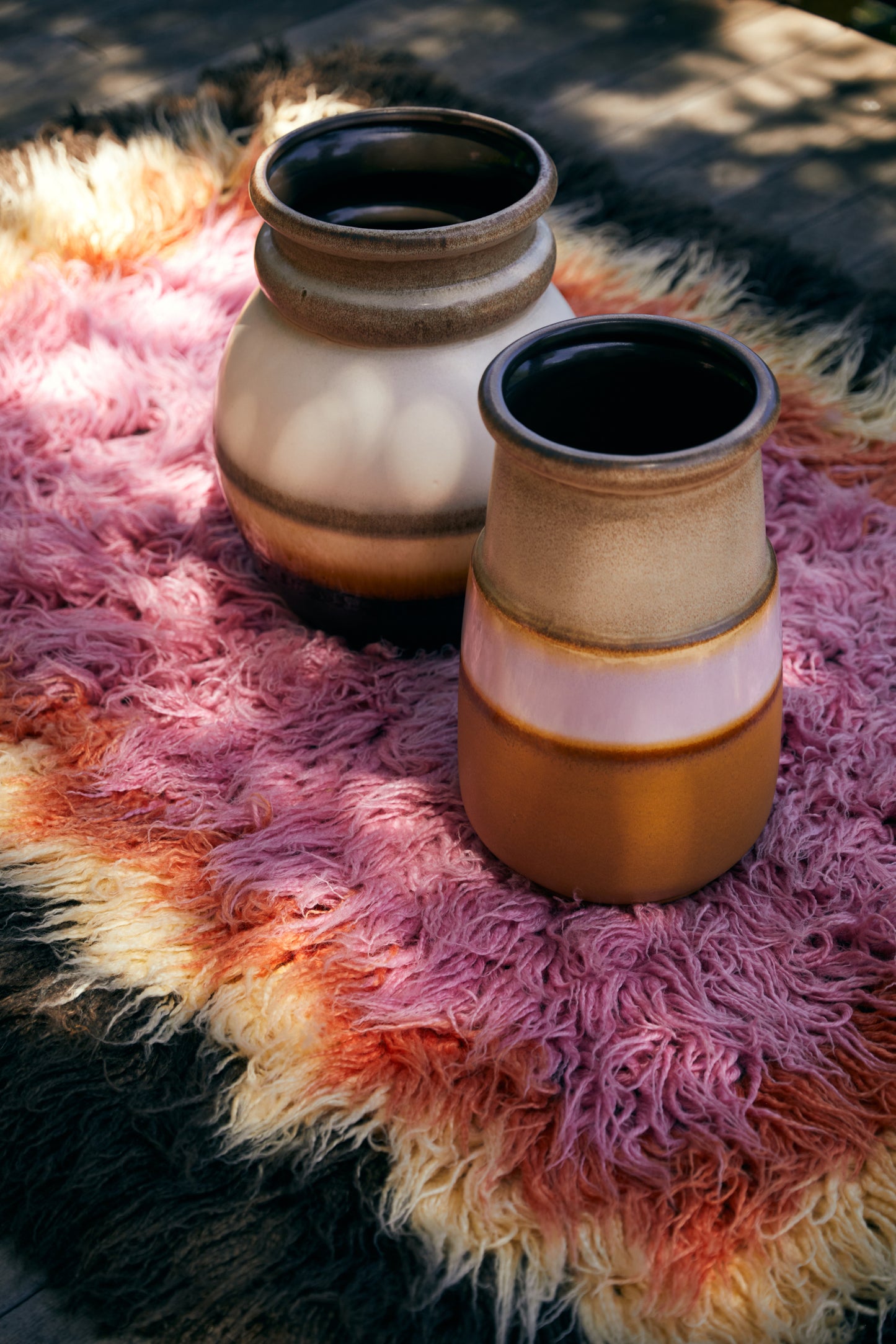 Velika talna vaza, Caramel