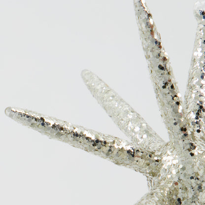 Steklen okrasek, Spike